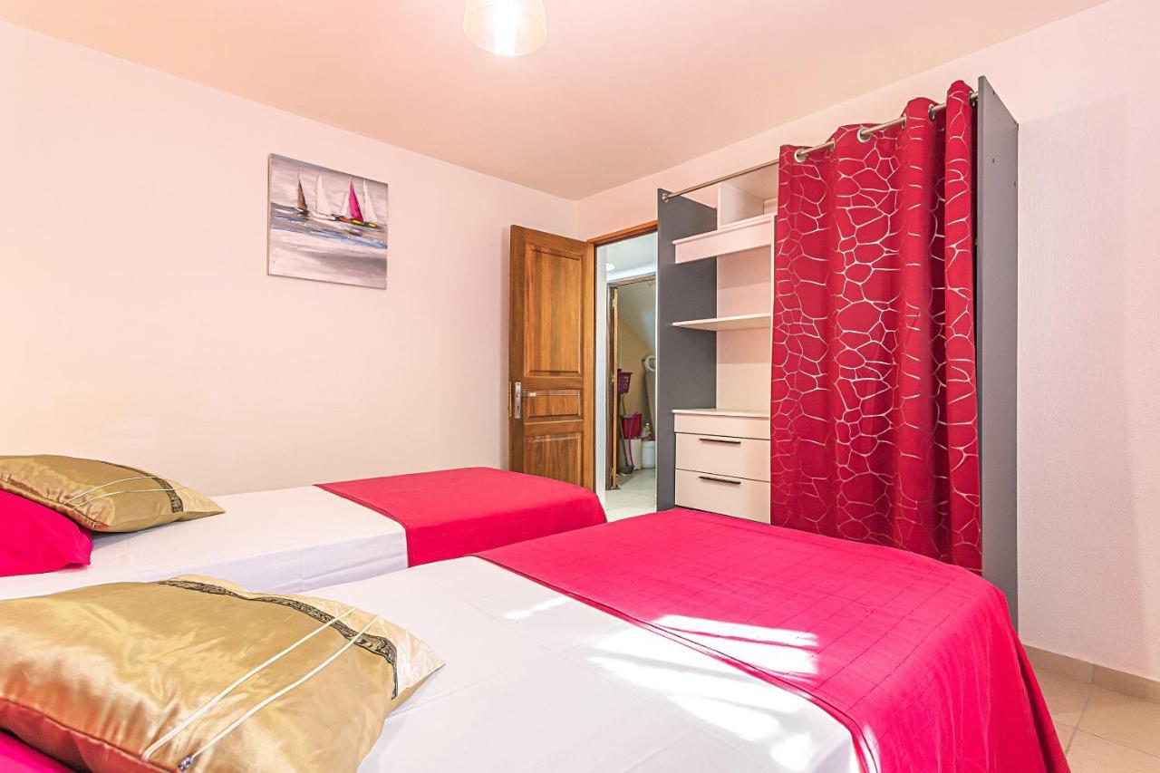 Chez Gerty Et Jocelyn Apartment Льо Мул Екстериор снимка