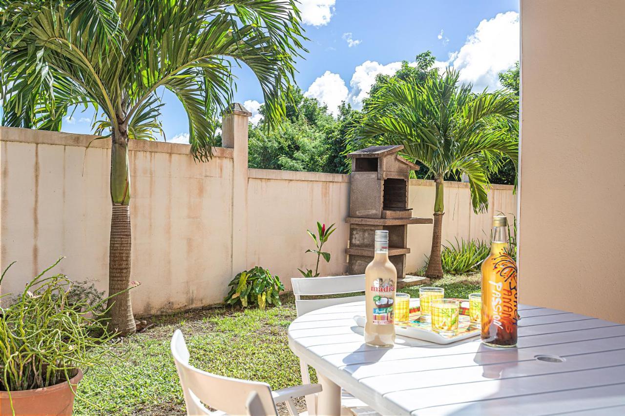 Chez Gerty Et Jocelyn Apartment Льо Мул Екстериор снимка