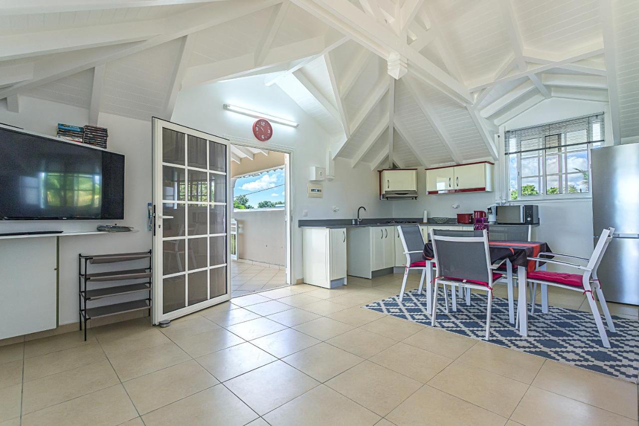 Chez Gerty Et Jocelyn Apartment Льо Мул Екстериор снимка