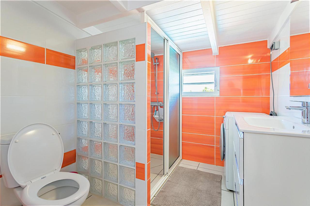 Chez Gerty Et Jocelyn Apartment Льо Мул Екстериор снимка