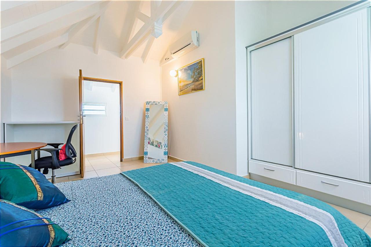 Chez Gerty Et Jocelyn Apartment Льо Мул Екстериор снимка