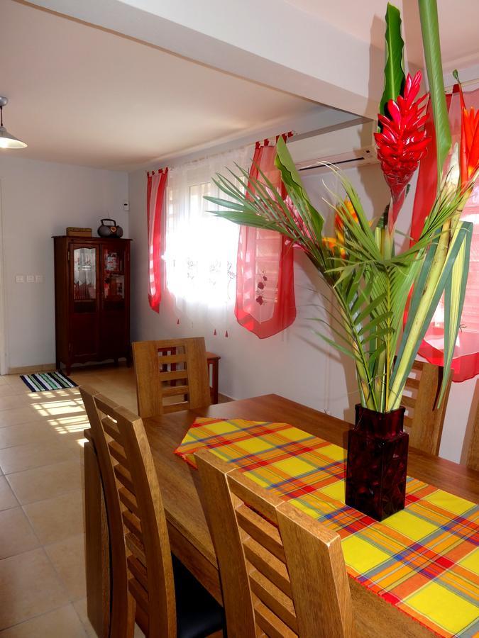 Chez Gerty Et Jocelyn Apartment Льо Мул Екстериор снимка